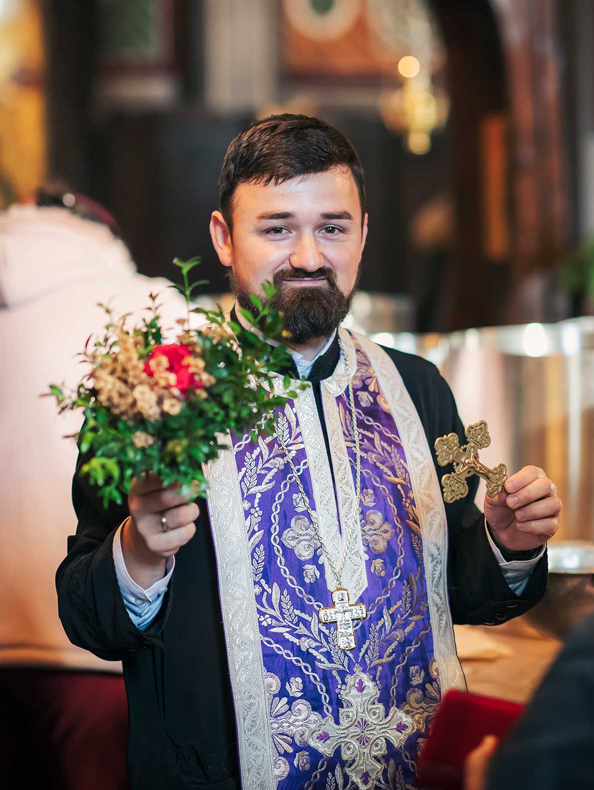 Свещеник
